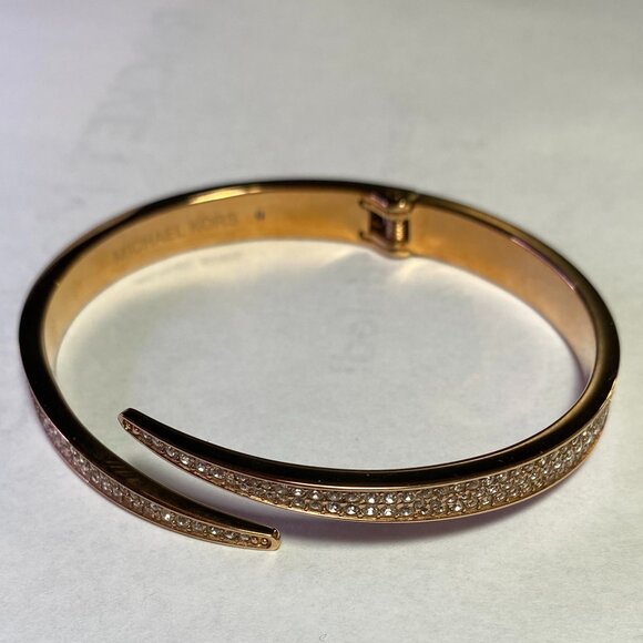 Michael Kors Matchstick Crystal Pave Hinged Bracelet - Picture 7 of 9